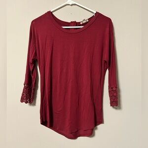 Women’s Quarter Length Sleeve Blouse